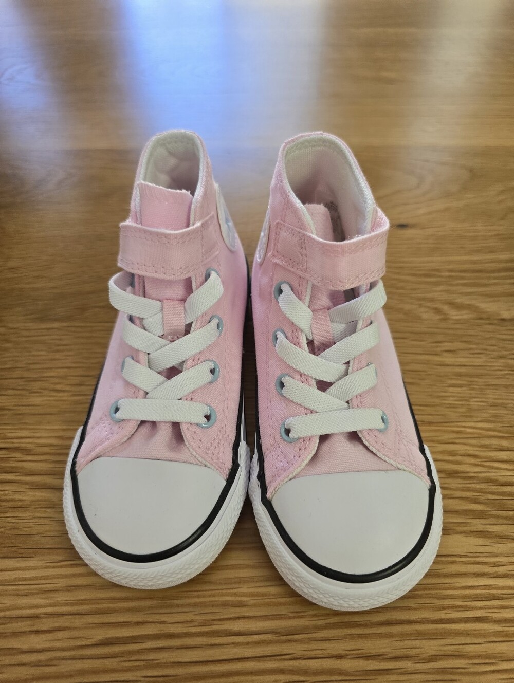 New Converse Kids Pink High-Top Sneakers with Velcro Strap